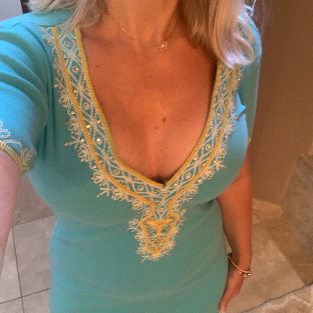 Beautiful vintage dress!
